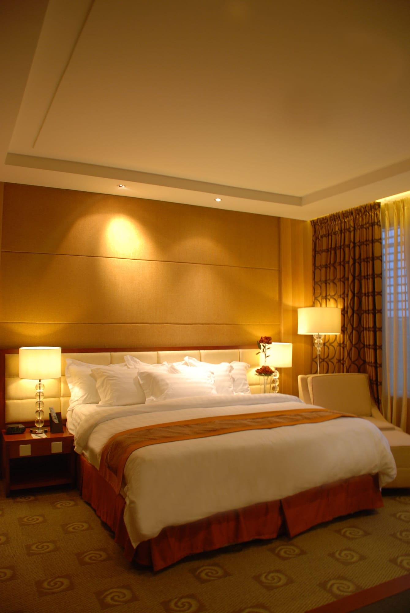 The Avenue Plaza Hotel Naga  Exterior photo