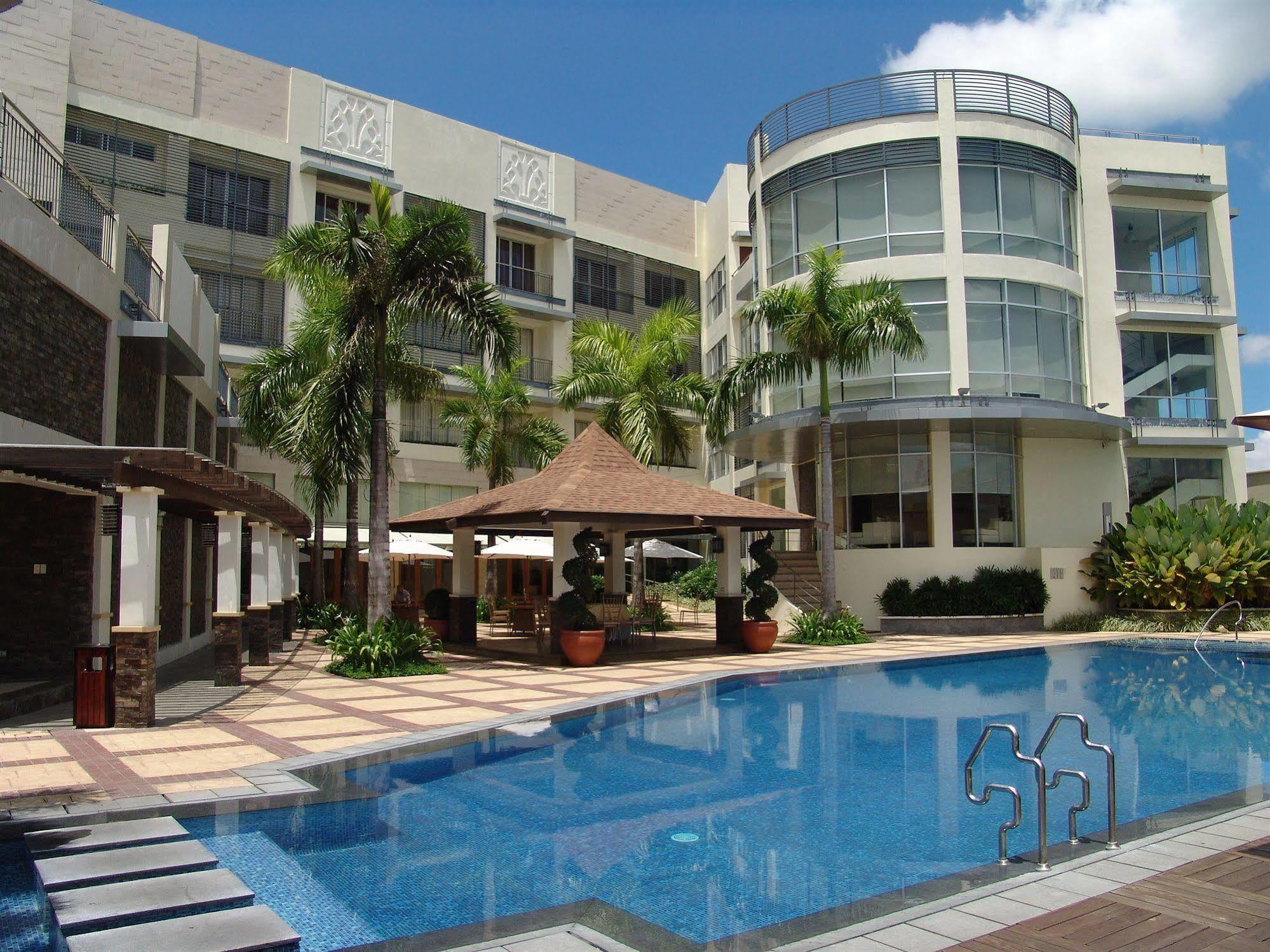 The Avenue Plaza Hotel Naga  Exterior photo