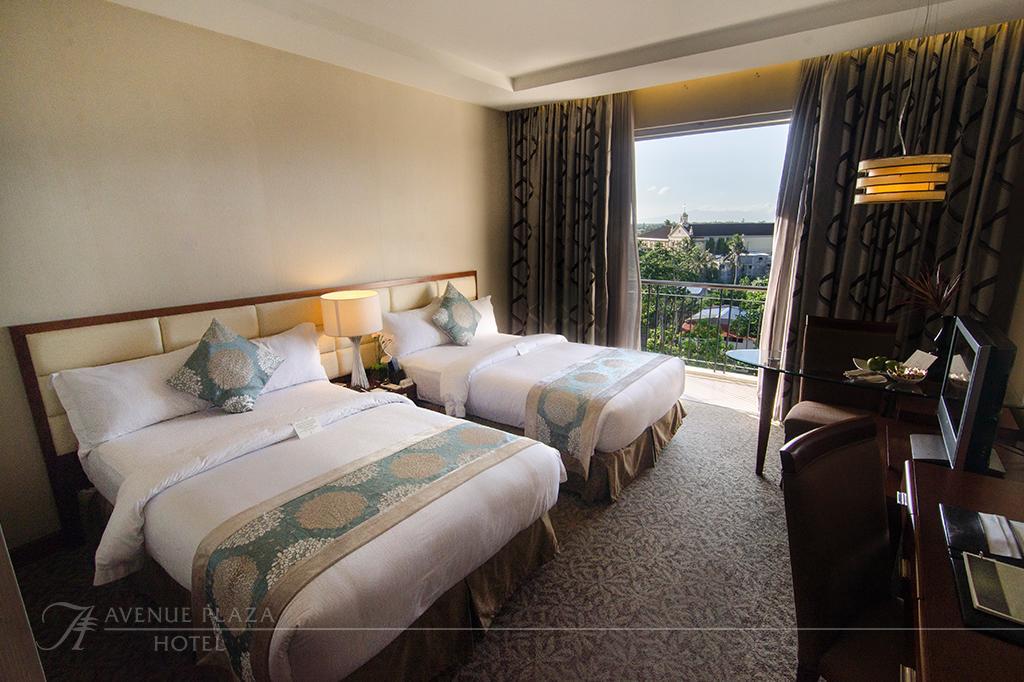 The Avenue Plaza Hotel Naga  Exterior photo